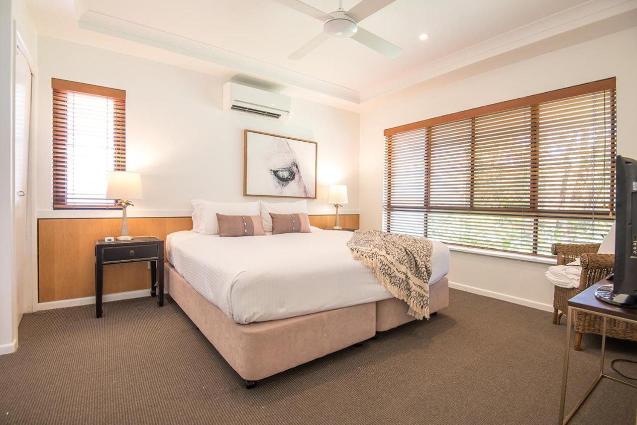 Resort Springs Golf & 4*