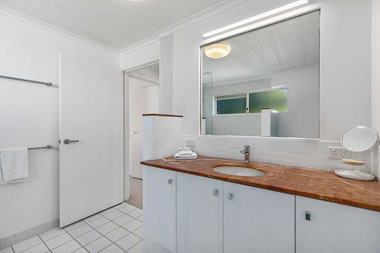 Apartment Seascape