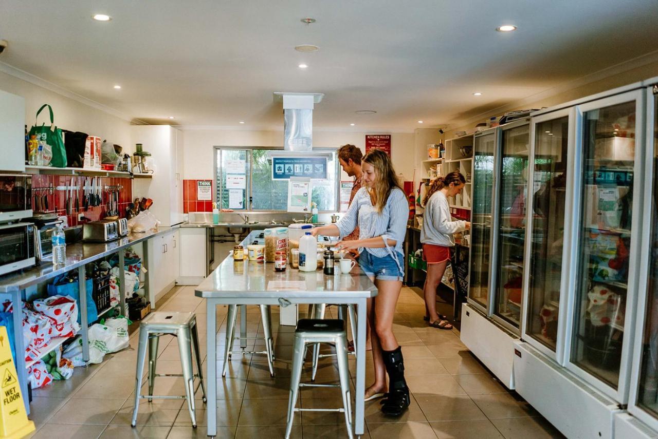 Noosa Flashpackers Hostel Sunshine Beach