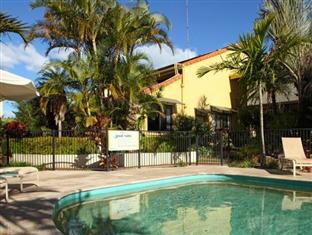 Resort Peregian Court 4*