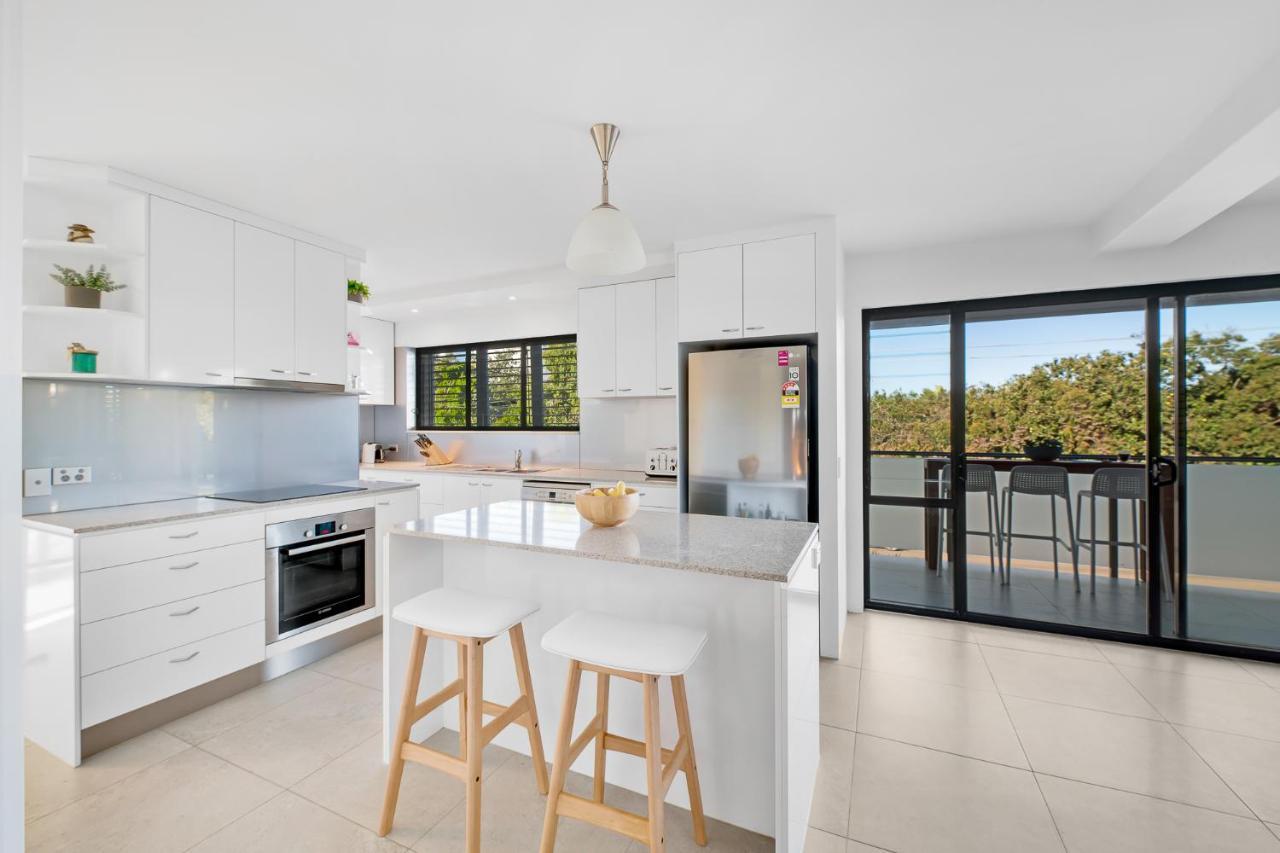 Crystal Shores Sunshine Apartment Sunshine Beach