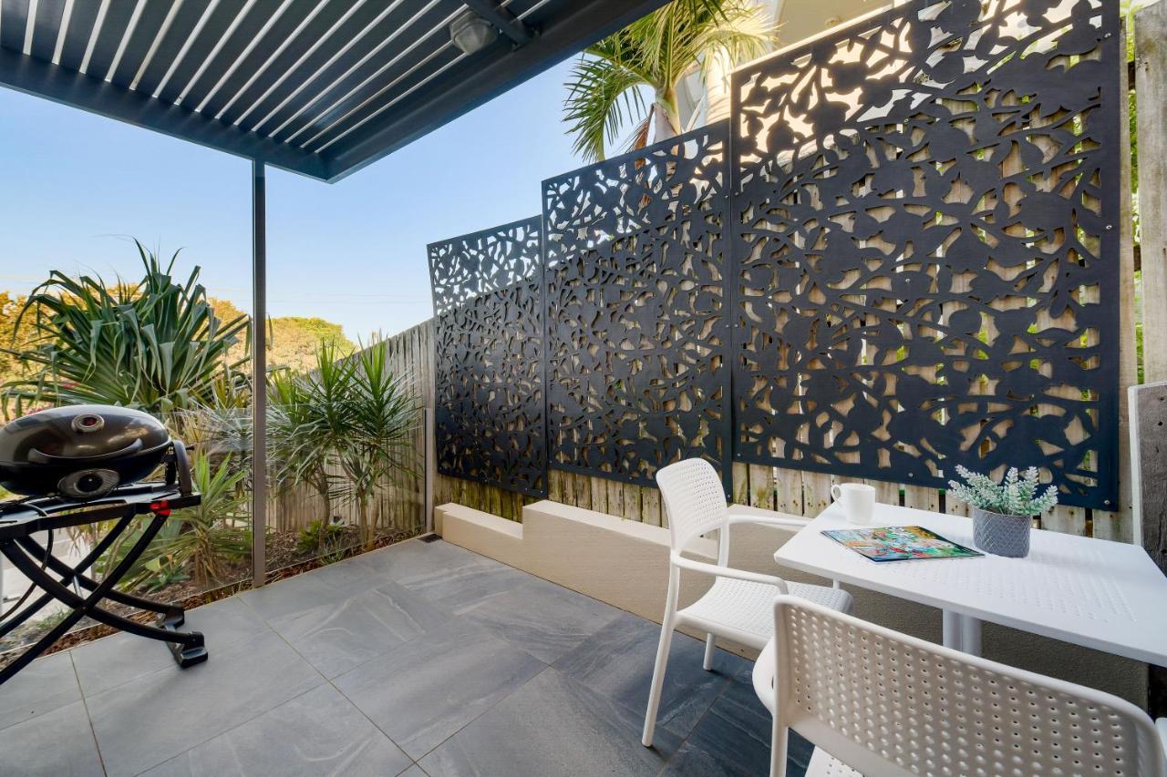 Crystal Shores Sunshine Apartment