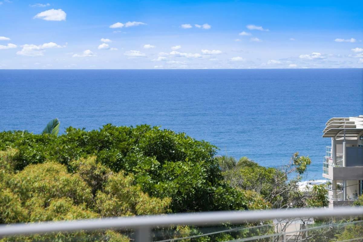 Crystal Shores Sunshine * Sunshine Beach