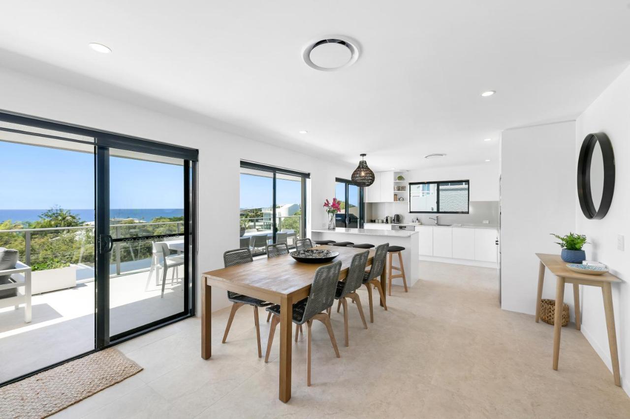 Crystal Shores Sunshine Apartment *