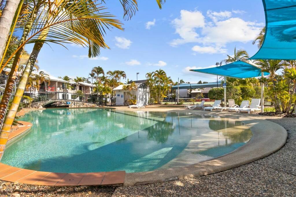 Tropical Retreat In 2 Bedroom Townhouse * Noosaville