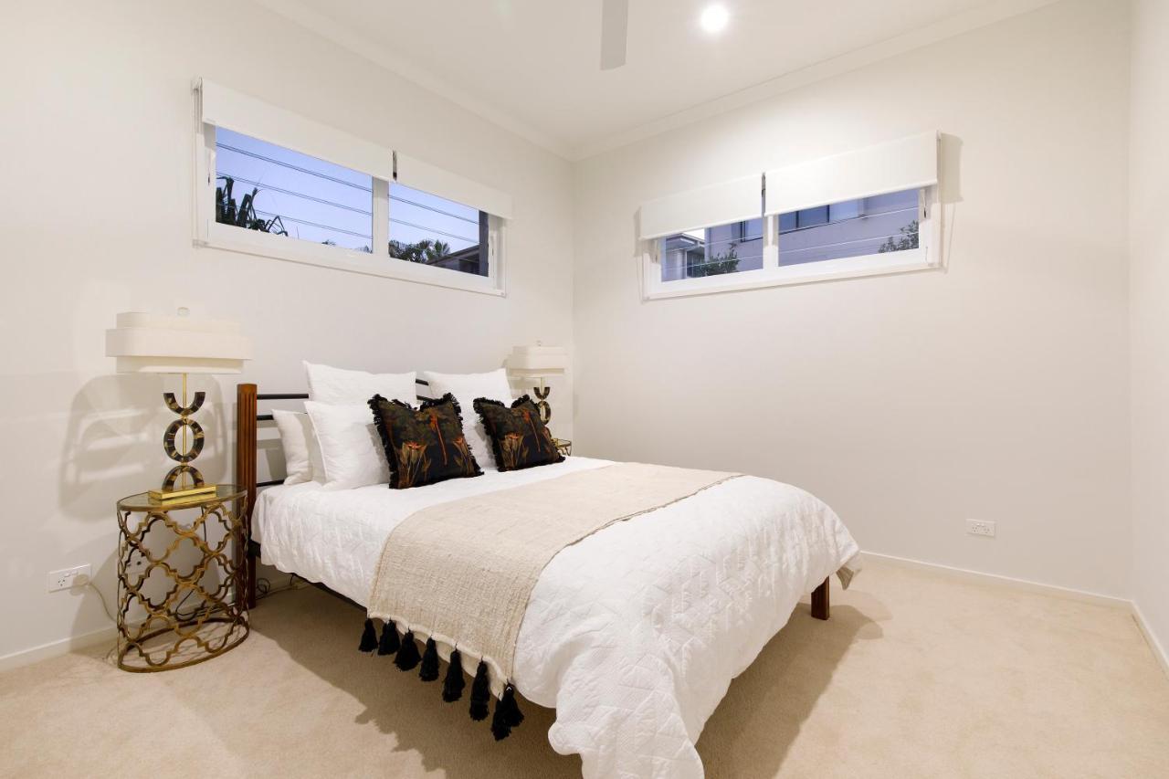 Exquisite Riverside Living, * Noosaville