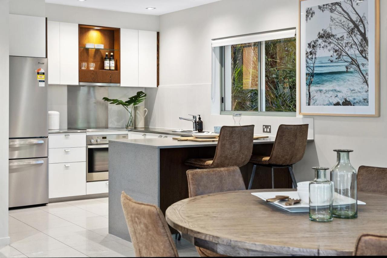 Hastings Park: Elegant Oasis Apartment