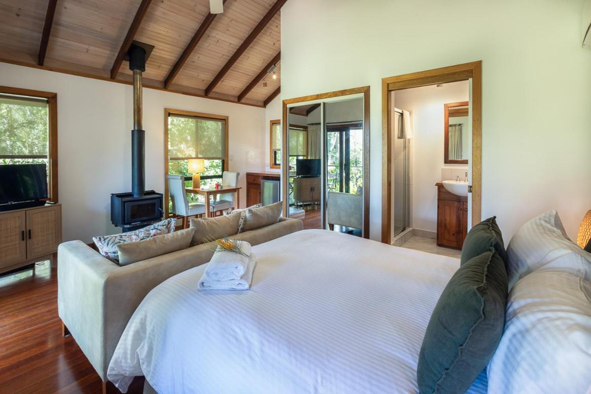 Weyba Noosa Bed & Breakfast