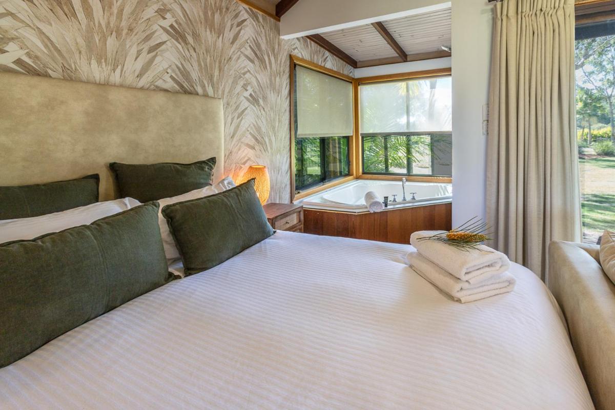 Weyba Noosa Bed & Breakfast Peregian Beach