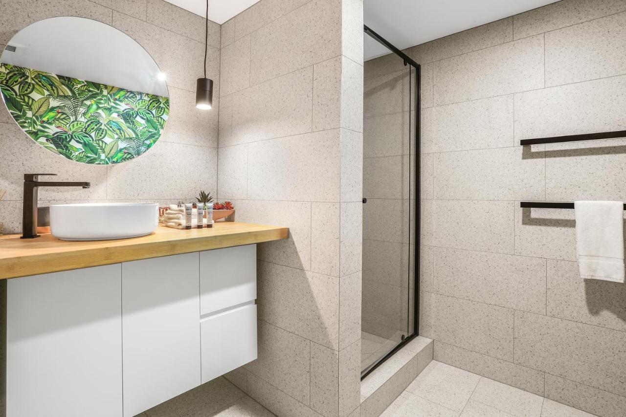 Harmonious Haven With Hinterland Views,