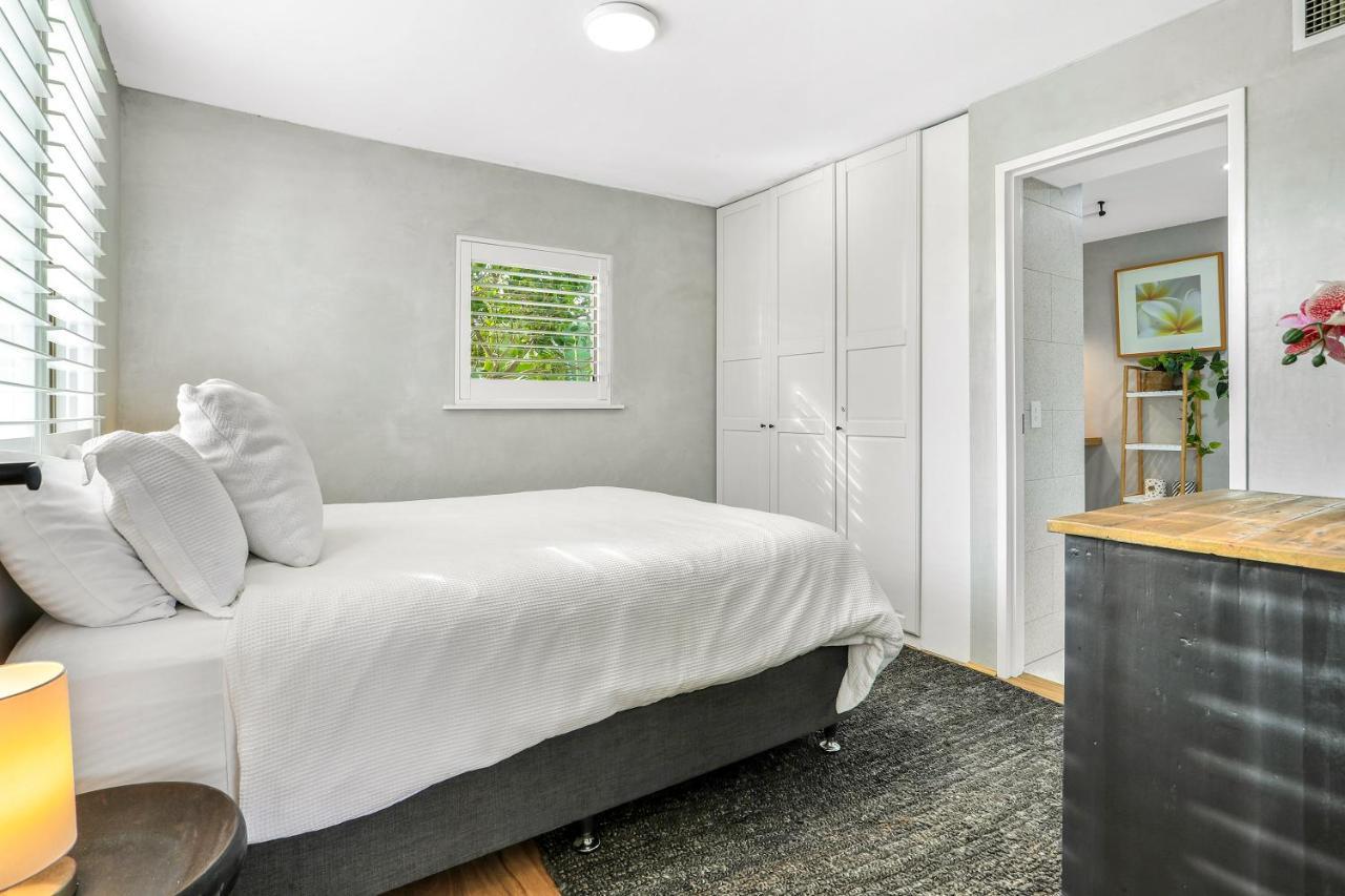 Apartment Harmonious Haven With Hinterland Views,