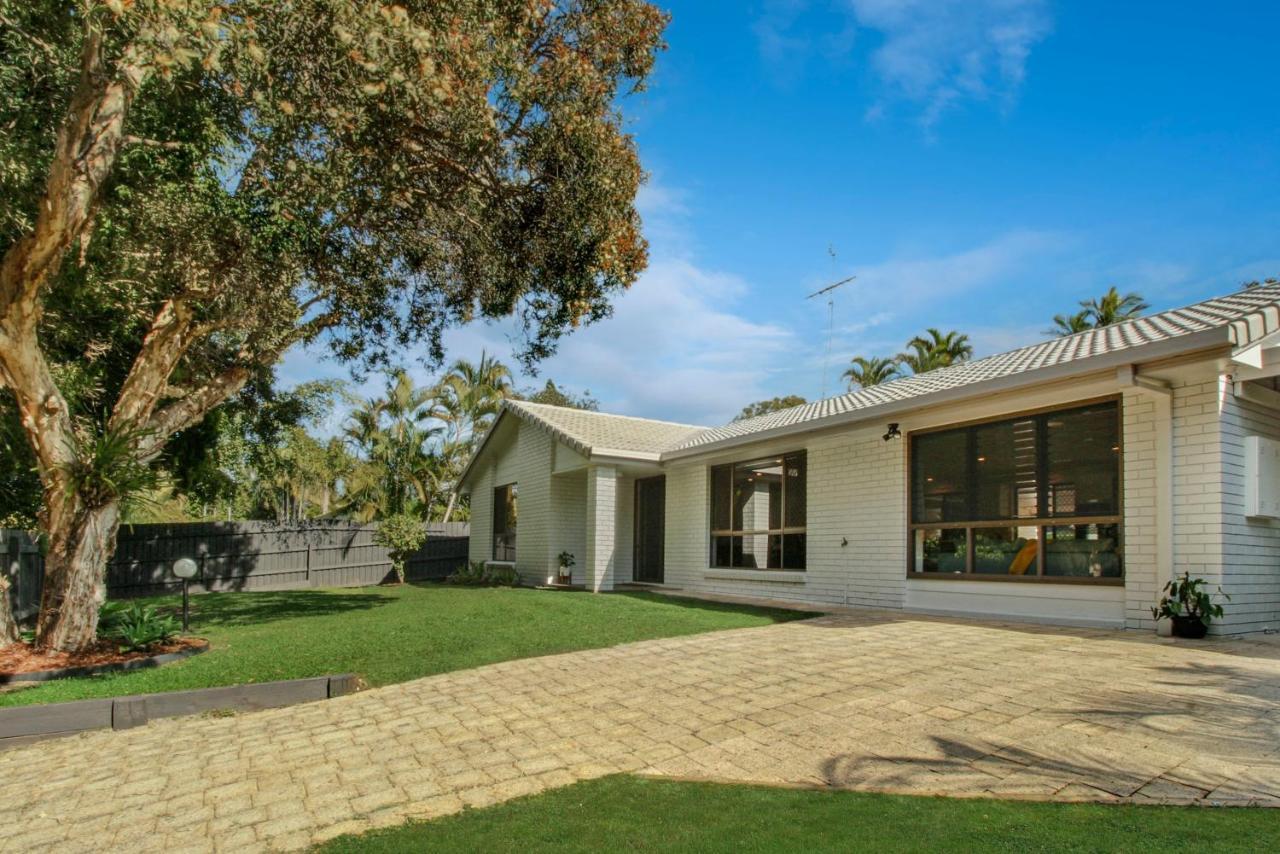 Casa de férias Endless Summer Retreat-pet Friendly, Walk To Shops Noosa Heads