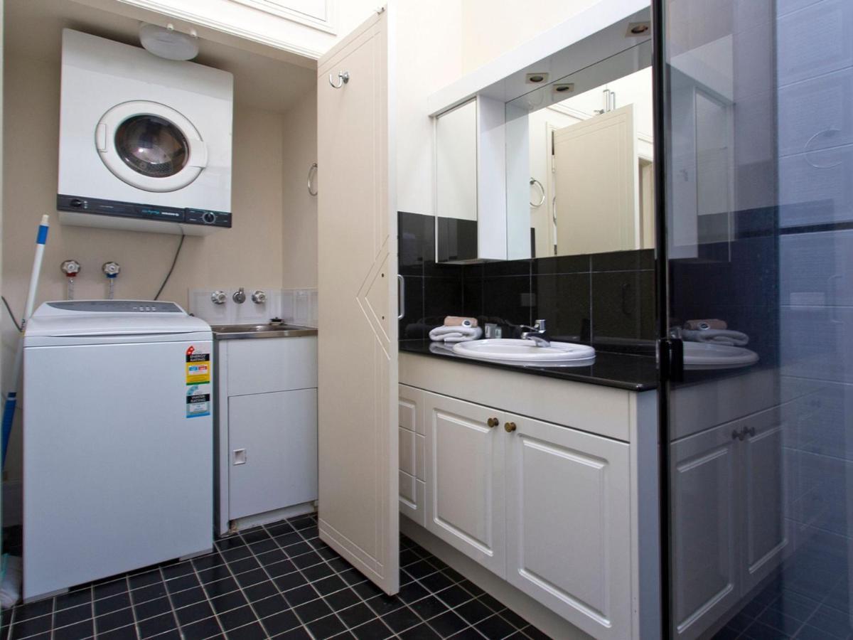 Kookaburra 4 Little Cove Road 8 Apartment