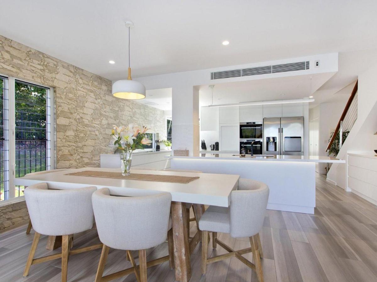 Townhouse 6 Sunseeker Close 26 * Noosaville