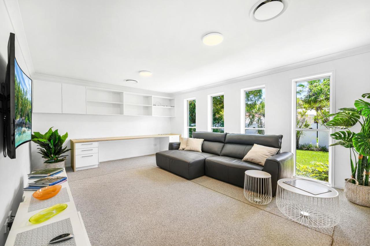 Noosa Waters Luxury Waterfront *