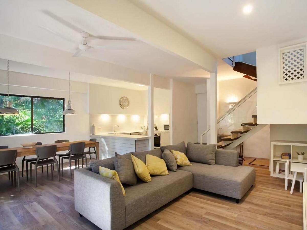 Little Cove Townhouse 2 Pandanus Street 14 Noosa Heads