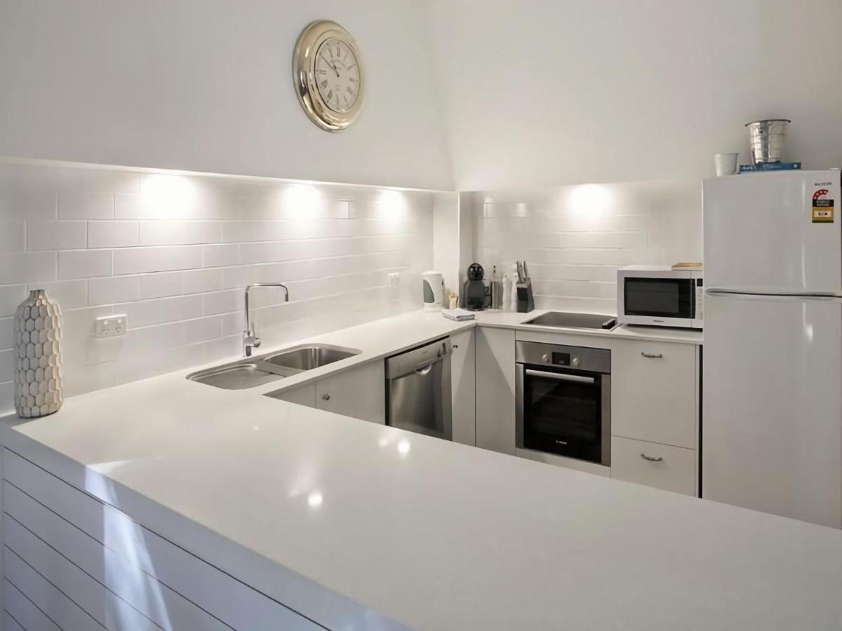 Little Cove Townhouse 2 Pandanus Street 14