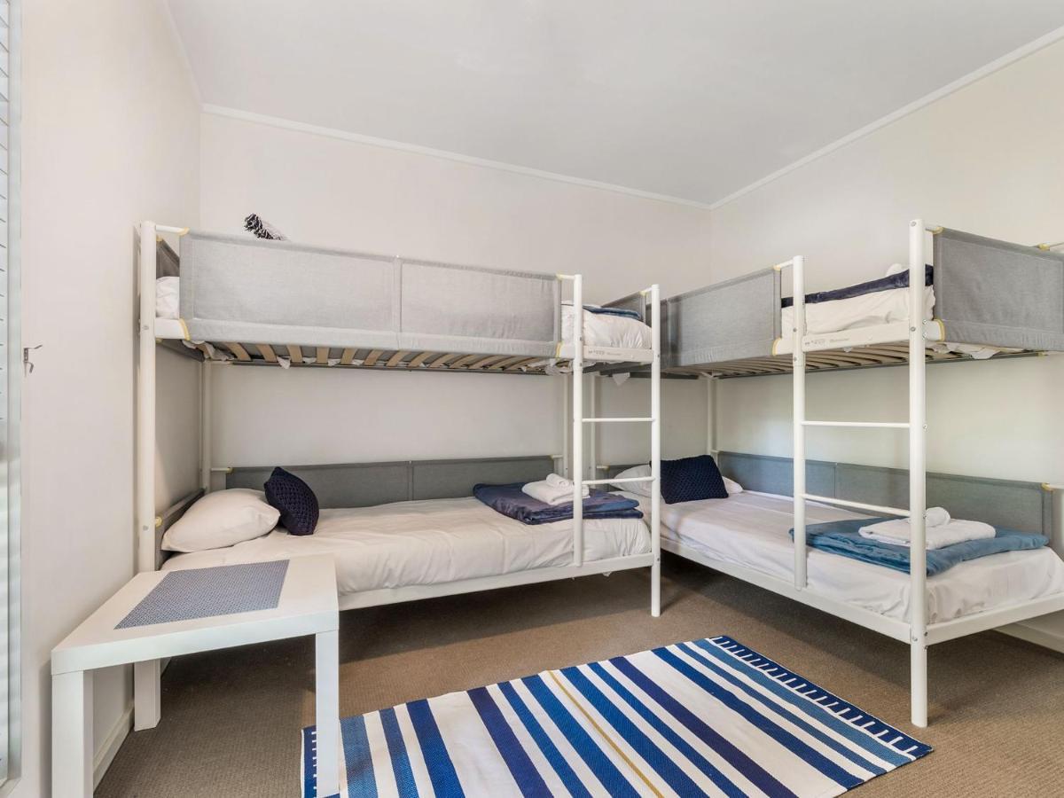 Unit 8 On Banksia Terrace Banksia Avenue 2 10 * Noosa Heads