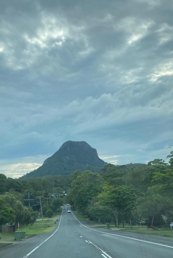 The Wake-up Call & Retreats - Noosa Hinterland *