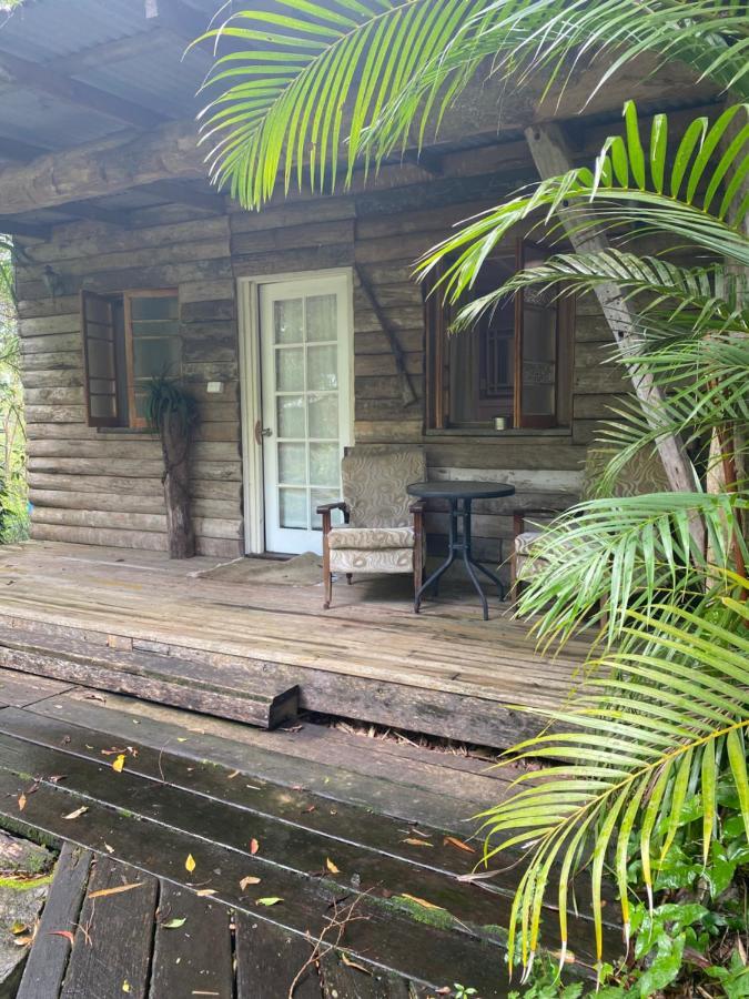 Guest house The Wake-up Call & Retreats - Noosa Hinterland Pomona