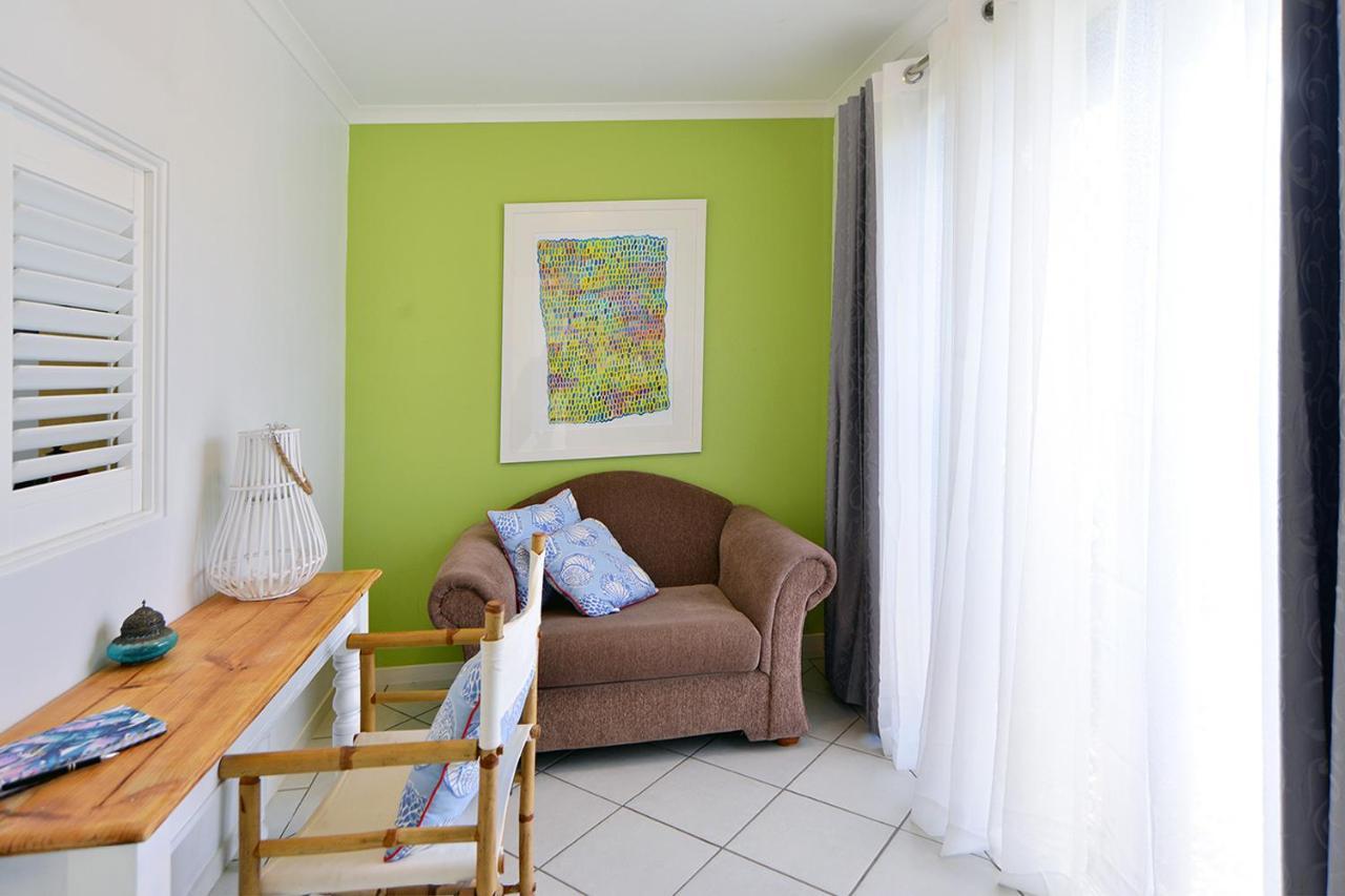 Retreat In Renovated 2 Bedroom Townhouse Apartment Noosaville