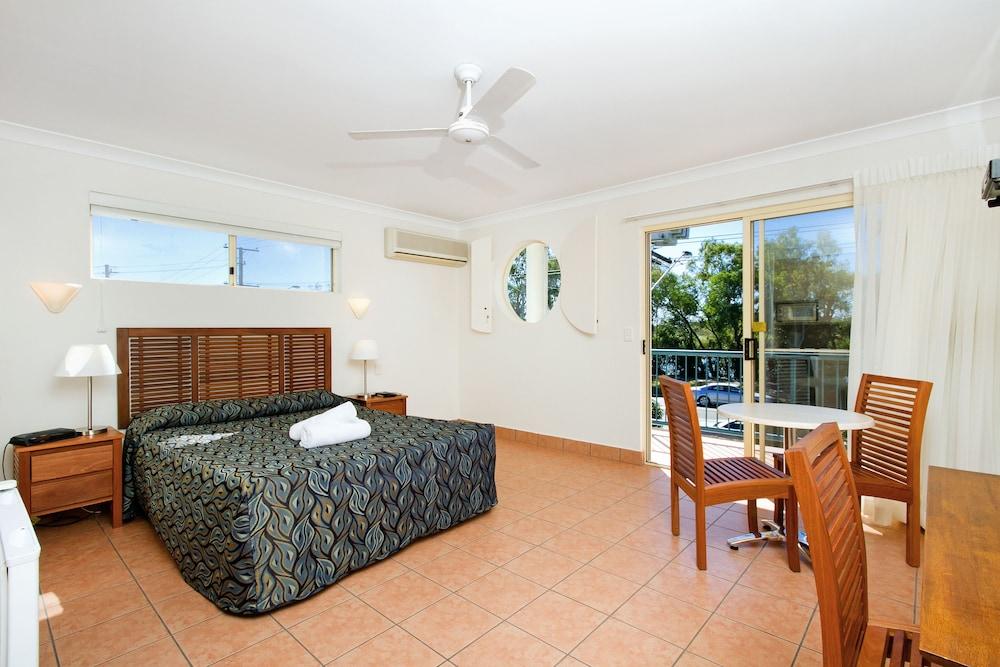 Anchor Noosa Motel