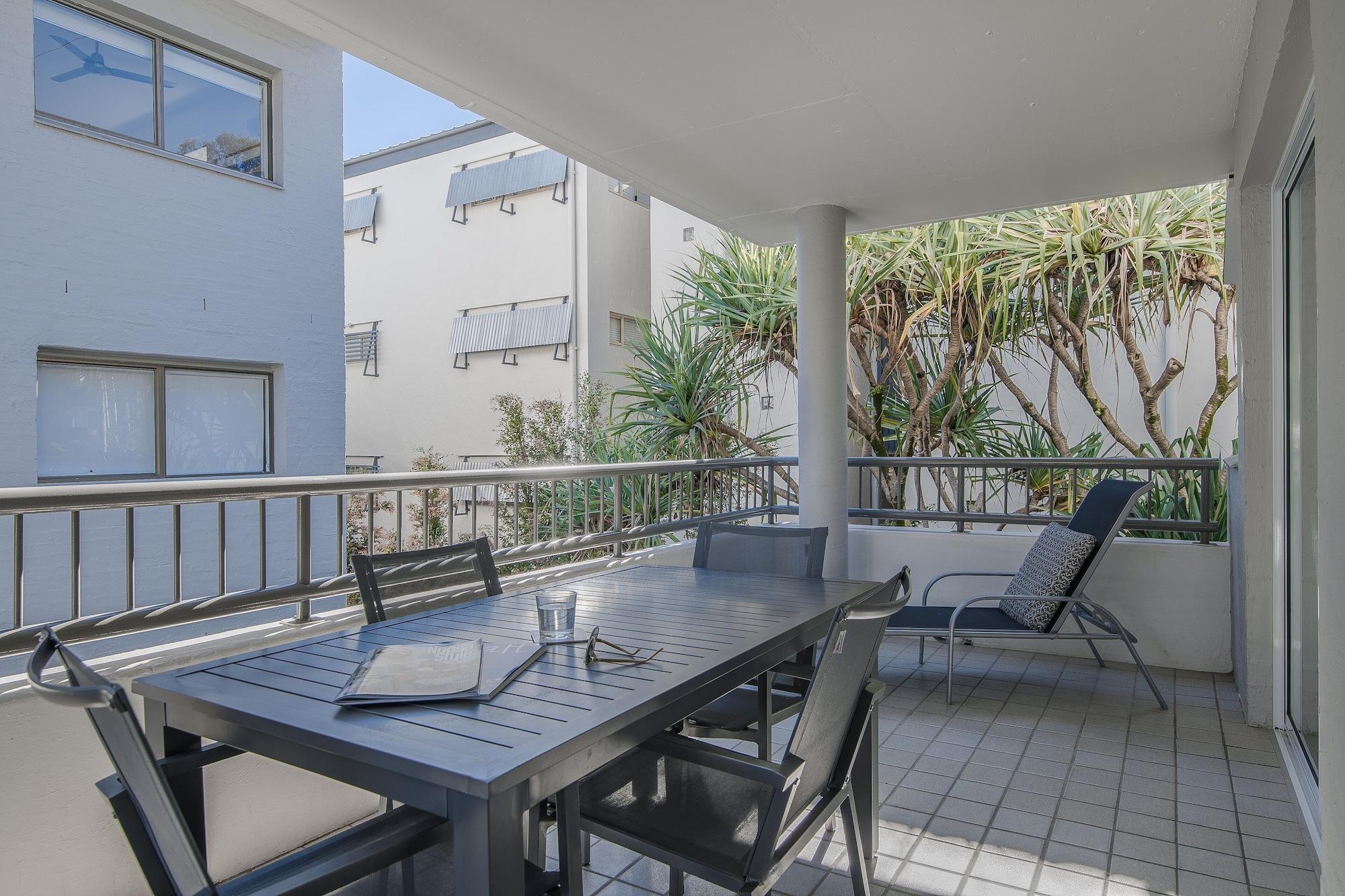 Aparthotel Saks On Hastings 4*