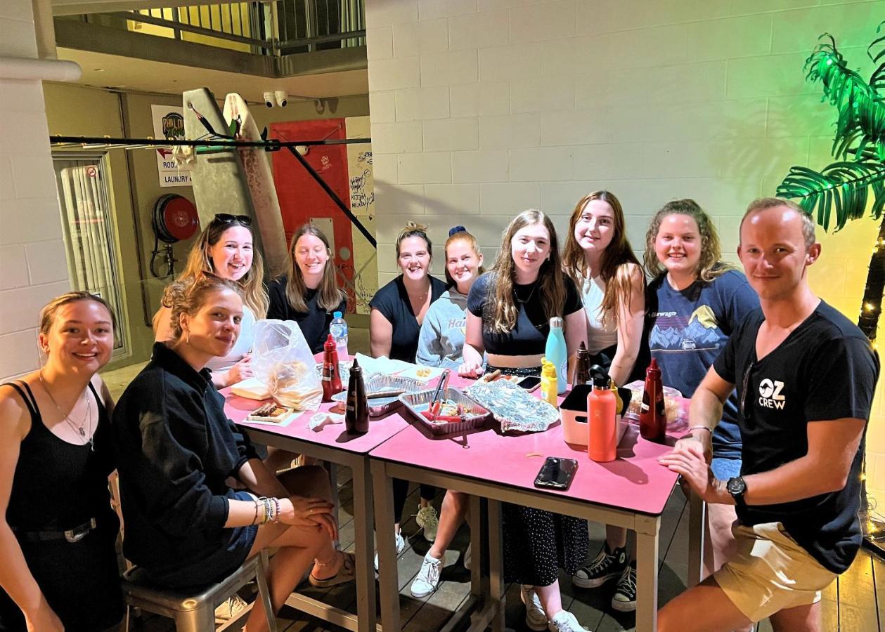 Noosa Flashpackers *