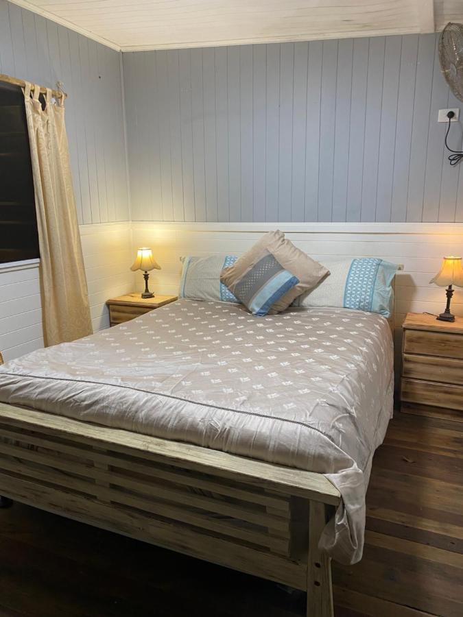 Guest house The Wake-up Call & Retreats - Noosa Hinterland *