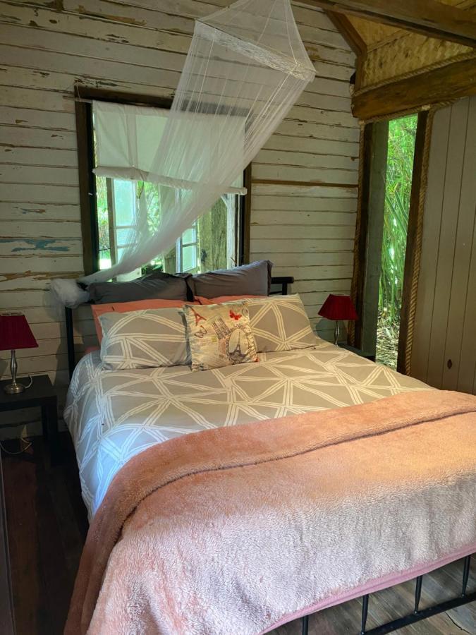 Guest house The Wake-up Call & Retreats - Noosa Hinterland Pomona