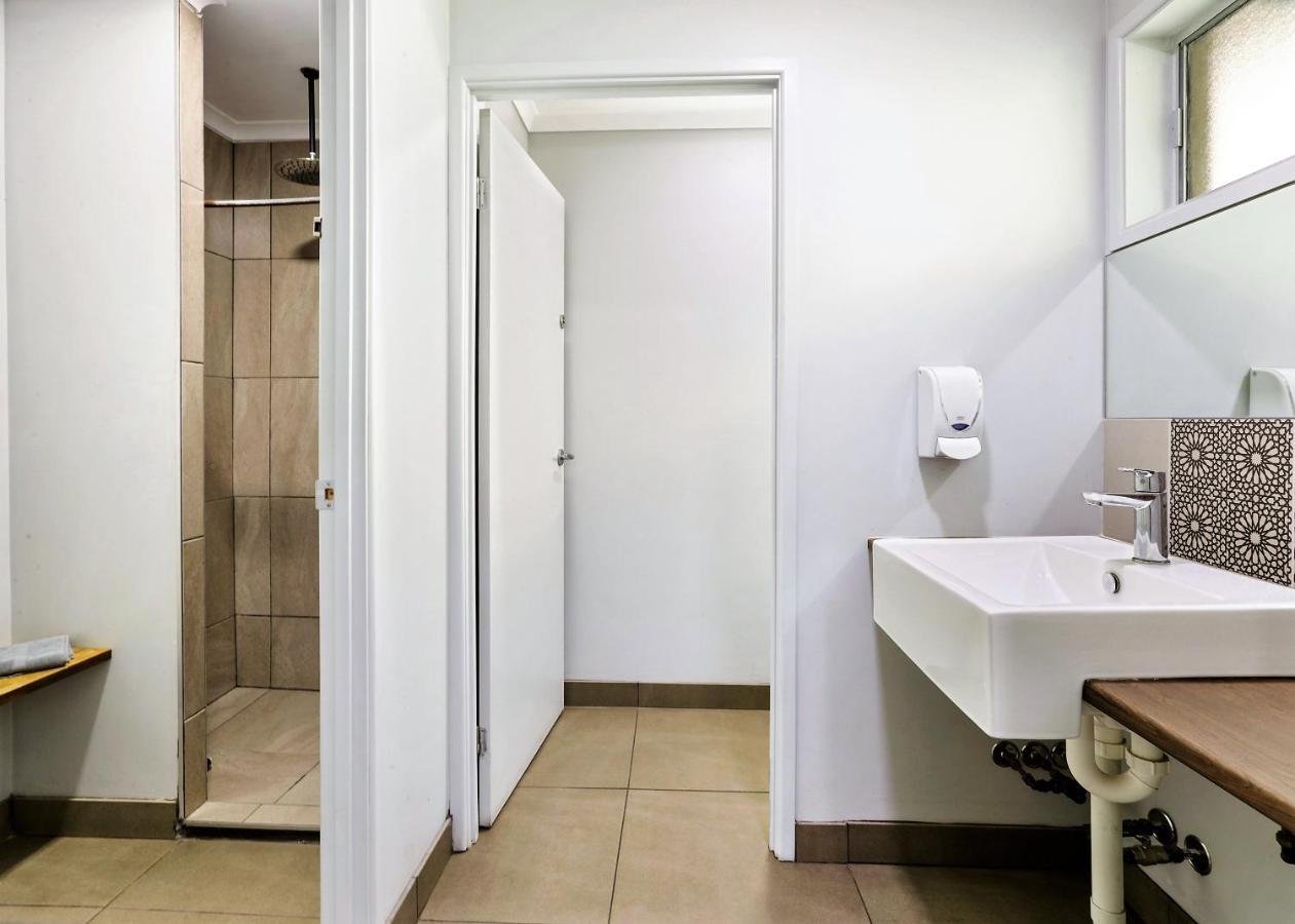 Noosa Flashpackers Hostel Sunshine Beach