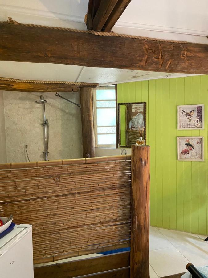 The Wake-up Call & Retreats - Noosa Hinterland Guest house