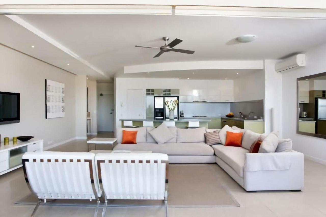 3 Hilltop White Water Views From The Heart Of Sunshine Apartment Sunshine Beach