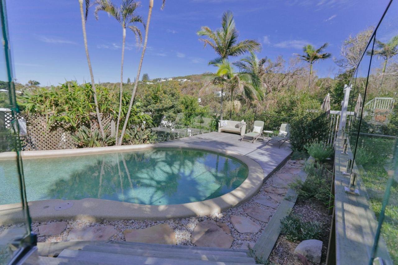 15 Mcanally Drive Fabulous Family With Magnificent Ocean Views Pool Walk To Holiday home Sunshine Beach