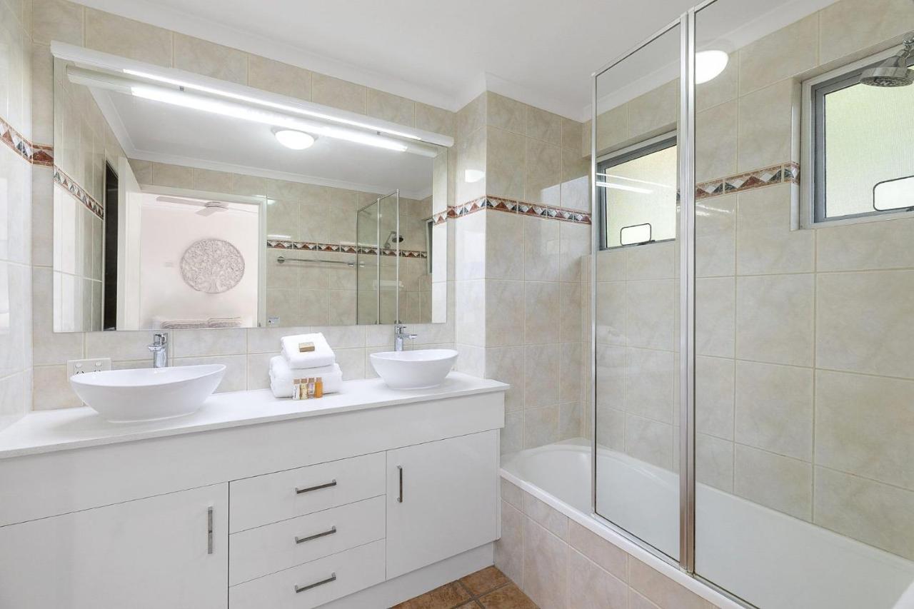 Apartment Unit 8 Taralla 18 Edgar Bennett Avenue Noosa Heads