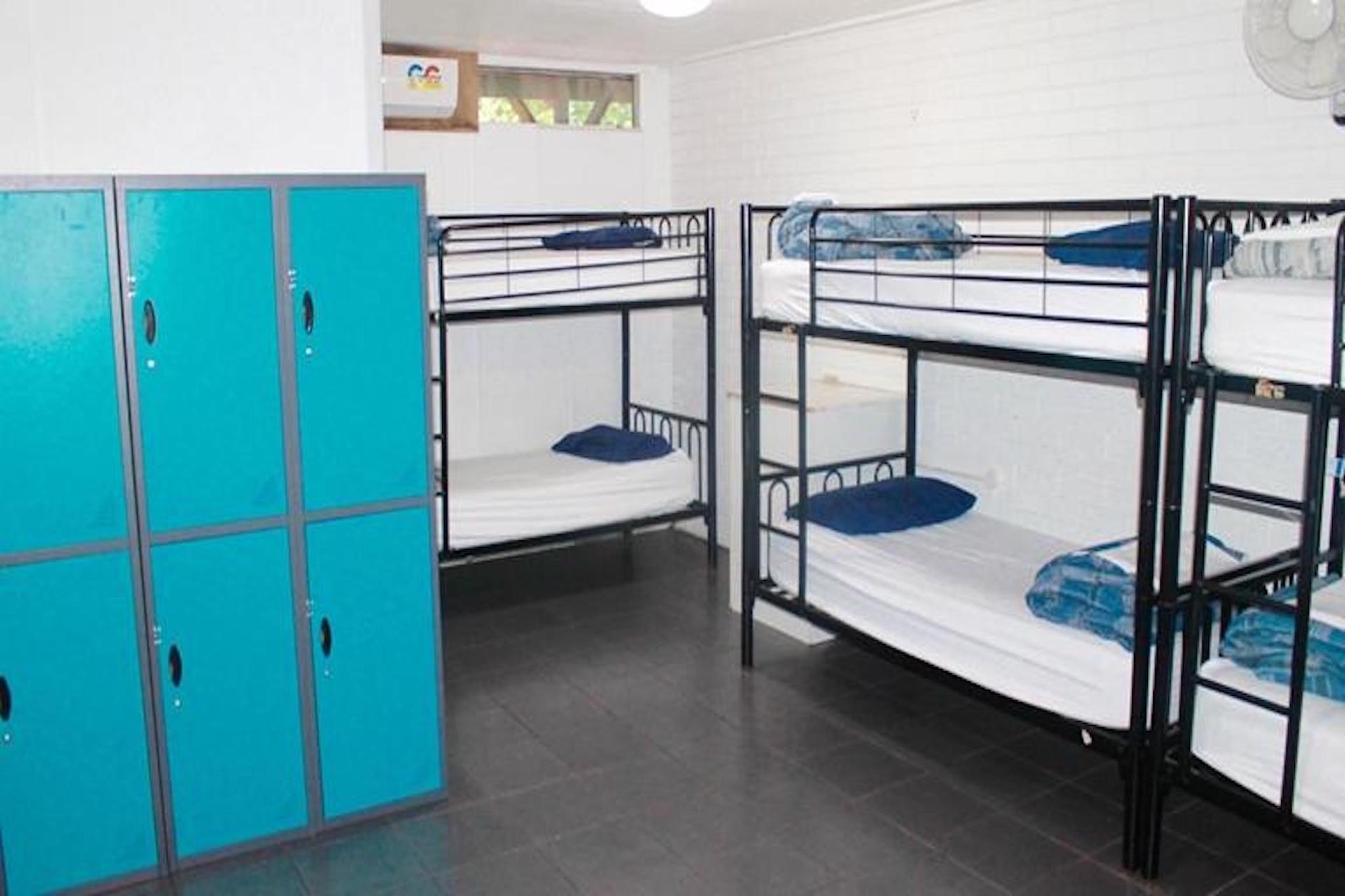 Hostel Nomads