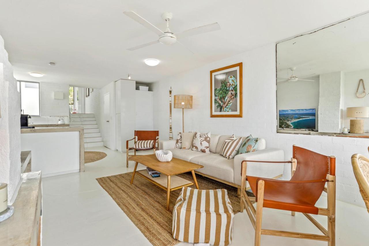 Apartment Chic Seaside Penthouse, Sunrise