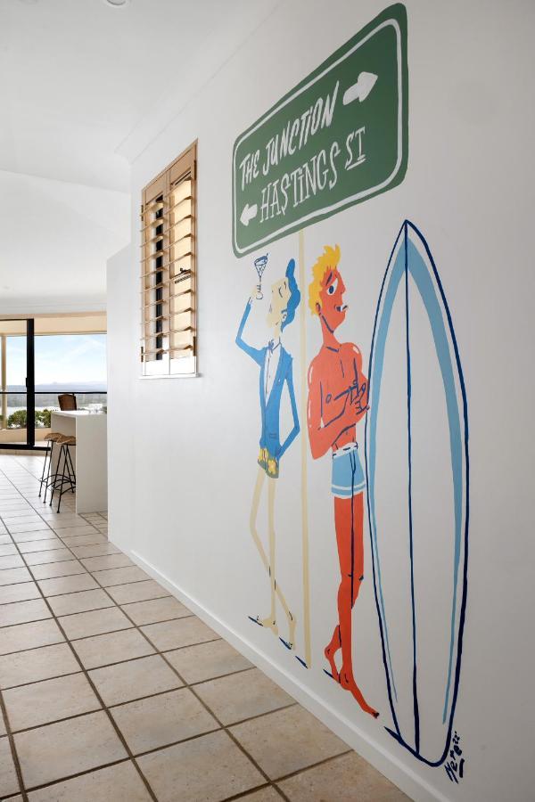 Penthouse With Incredible Views & Pool Holiday home *