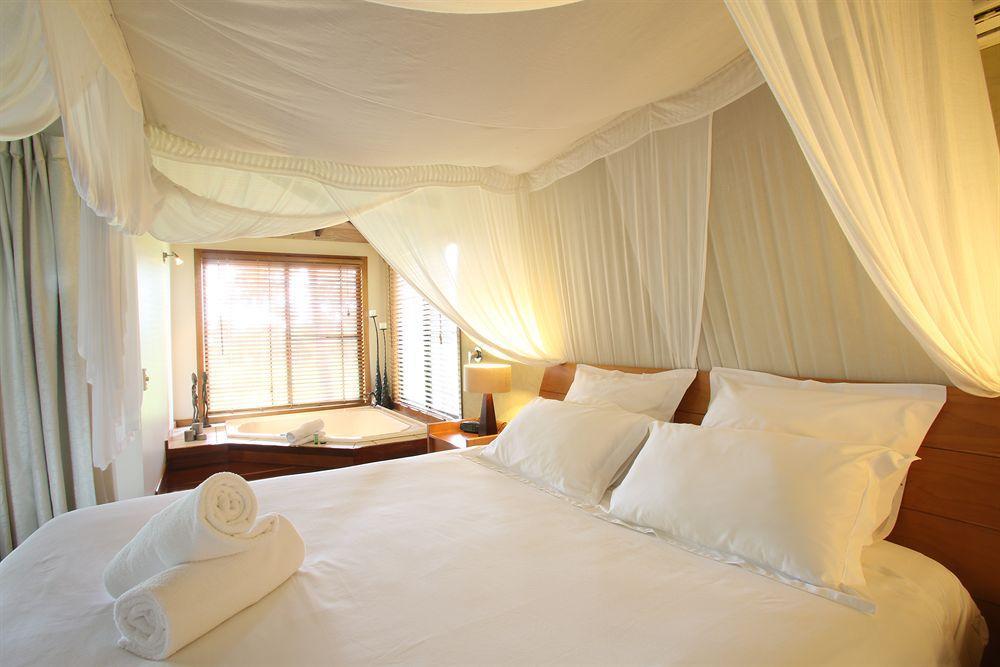 Weyba Noosa Bed & Breakfast 4*