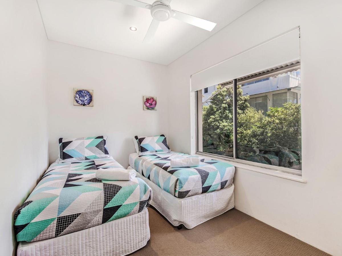 2 Aarons Apartamento *