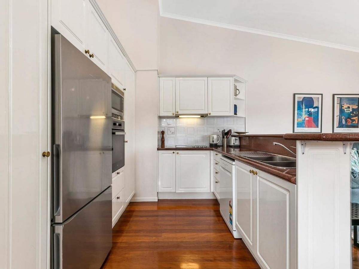 Apartment Unit 3 Kookaburra 8 Little Cove Road Little Cove *