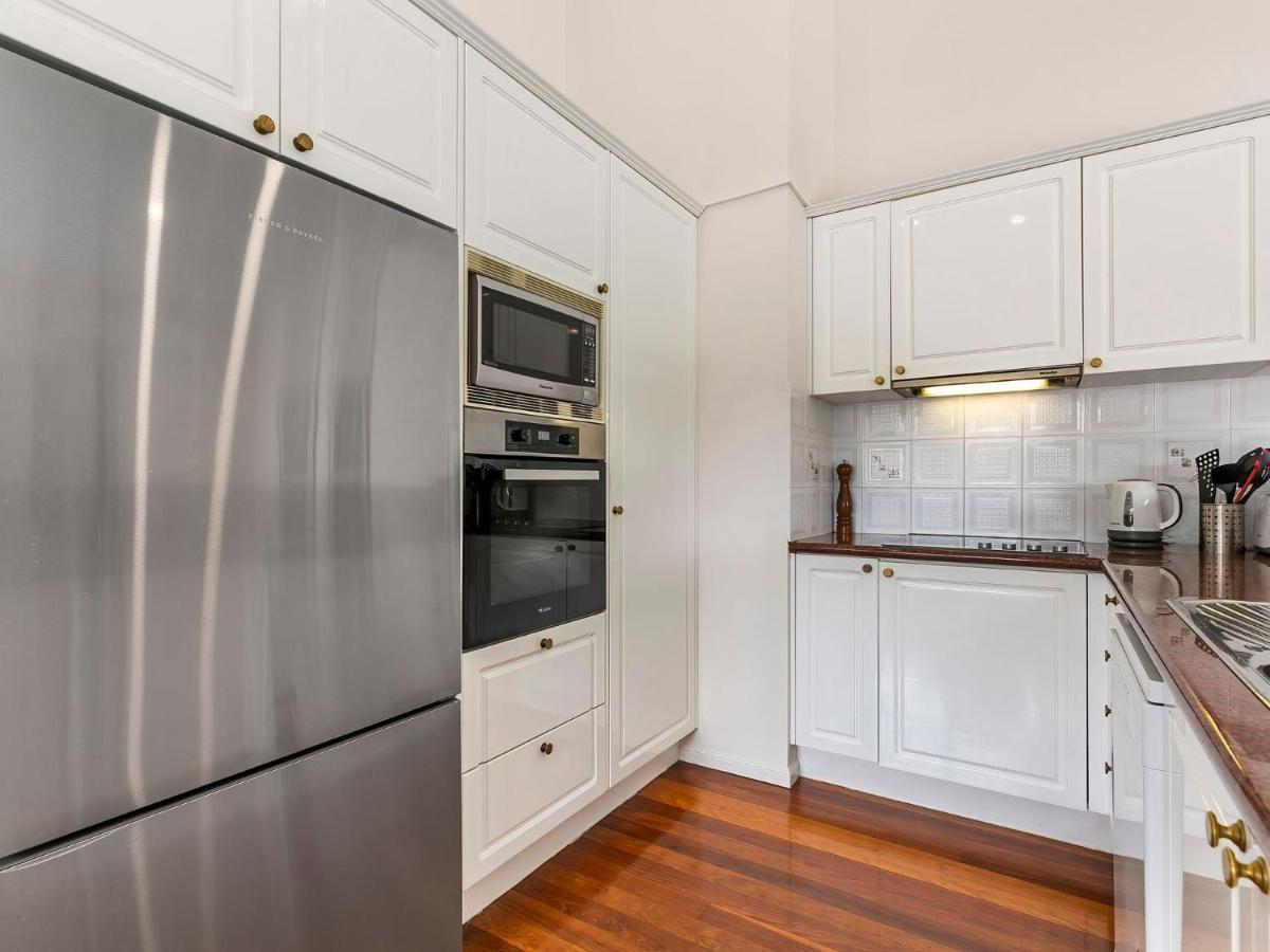 Unit 3 Kookaburra 8 Little Cove Road Little Cove Apartment Noosa Heads