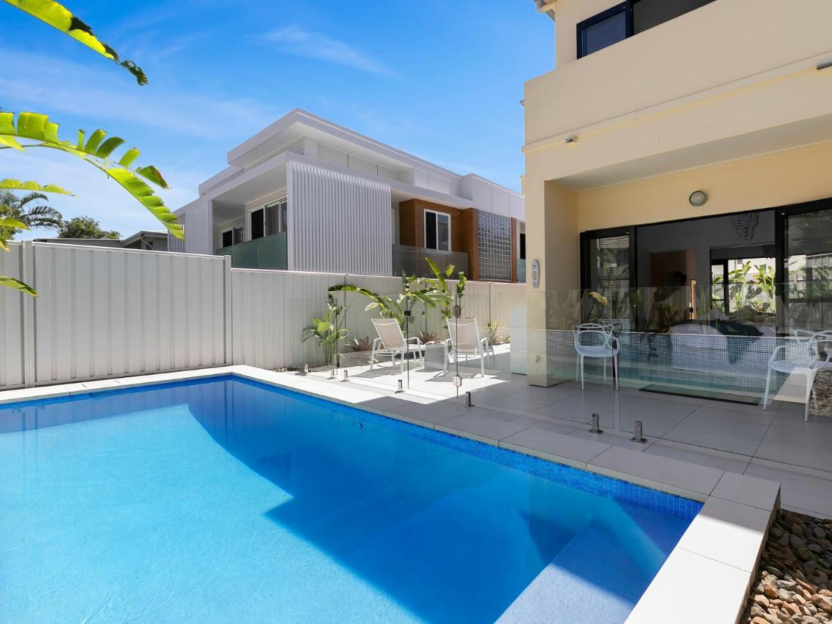 Dreaming * Noosa Heads