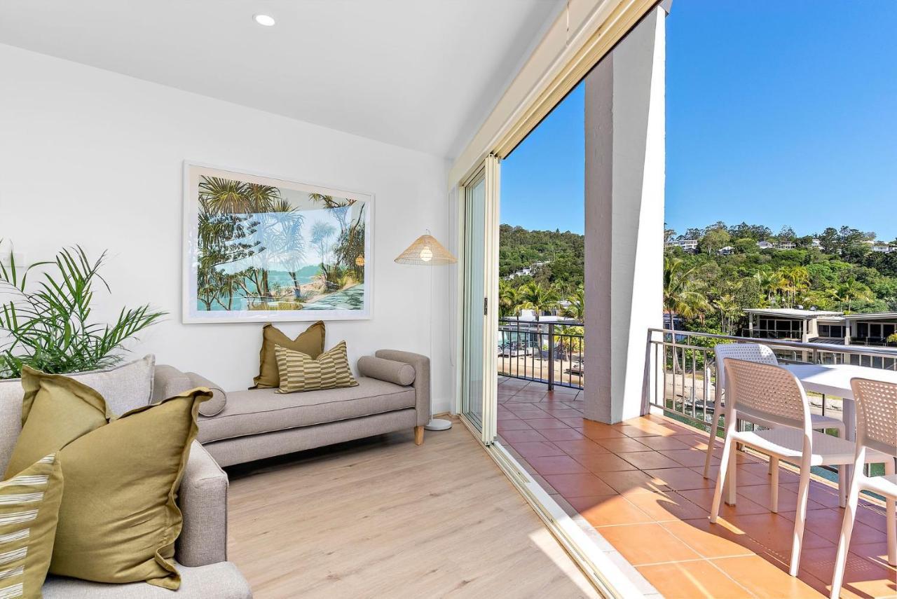 Riverfront 2 Bedroom Penthouse, Steps From Hastings Street - By Apartment *