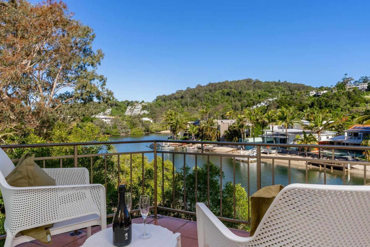 Riverfront 2 Bedroom Penthouse, Steps From Hastings Street - By Apartment Noosa Heads