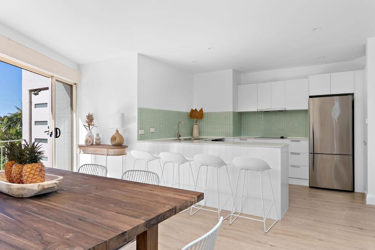 Riverfront 2 Bedroom Penthouse, Steps From Hastings Street - By *
