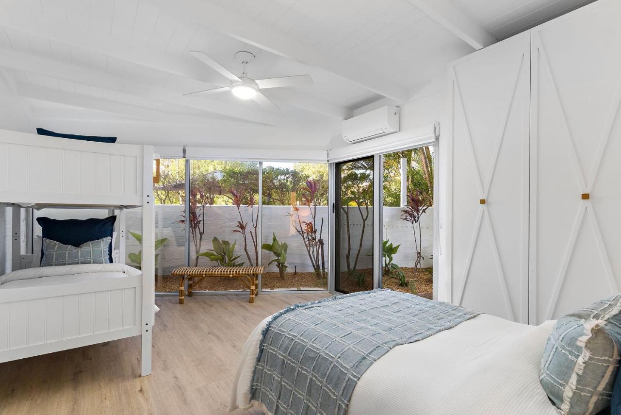 Ground-level Riverfront 2 Bedroom Steps From Hastings Street - By Apartamento Noosa Heads
