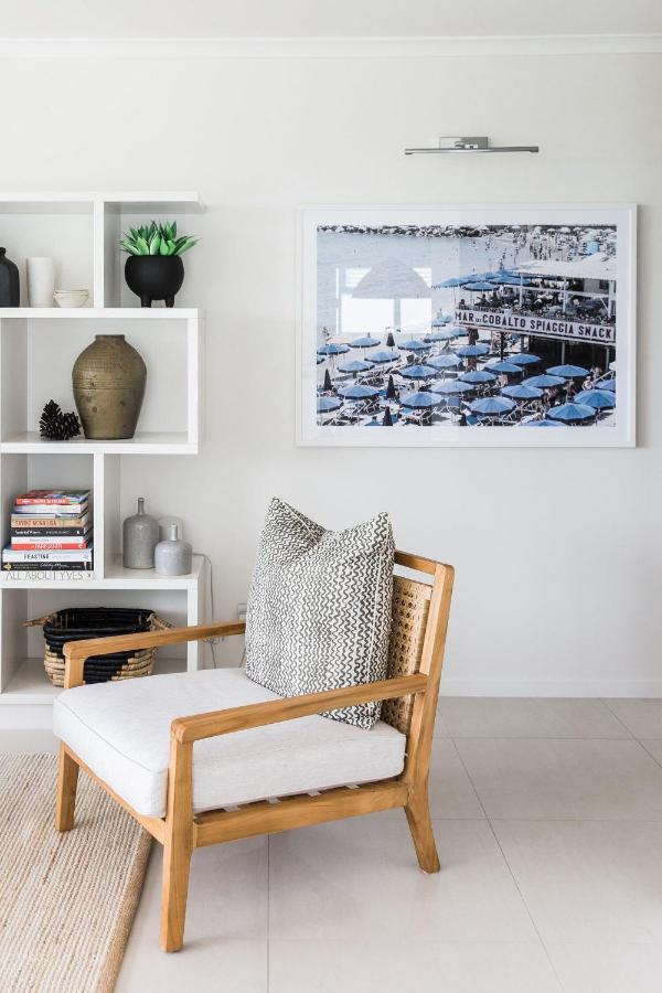Sunshine Retreat Offers Ocean Views And Style * Sunshine Beach