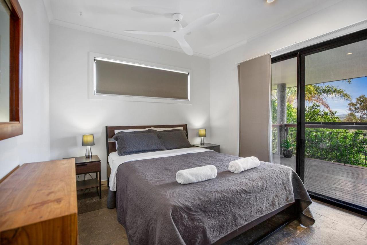 250 David Low Way Holiday home *