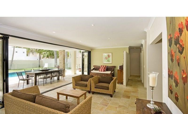 Holiday home Luxury & Poolside Bliss Near Beach Noosa Heads
